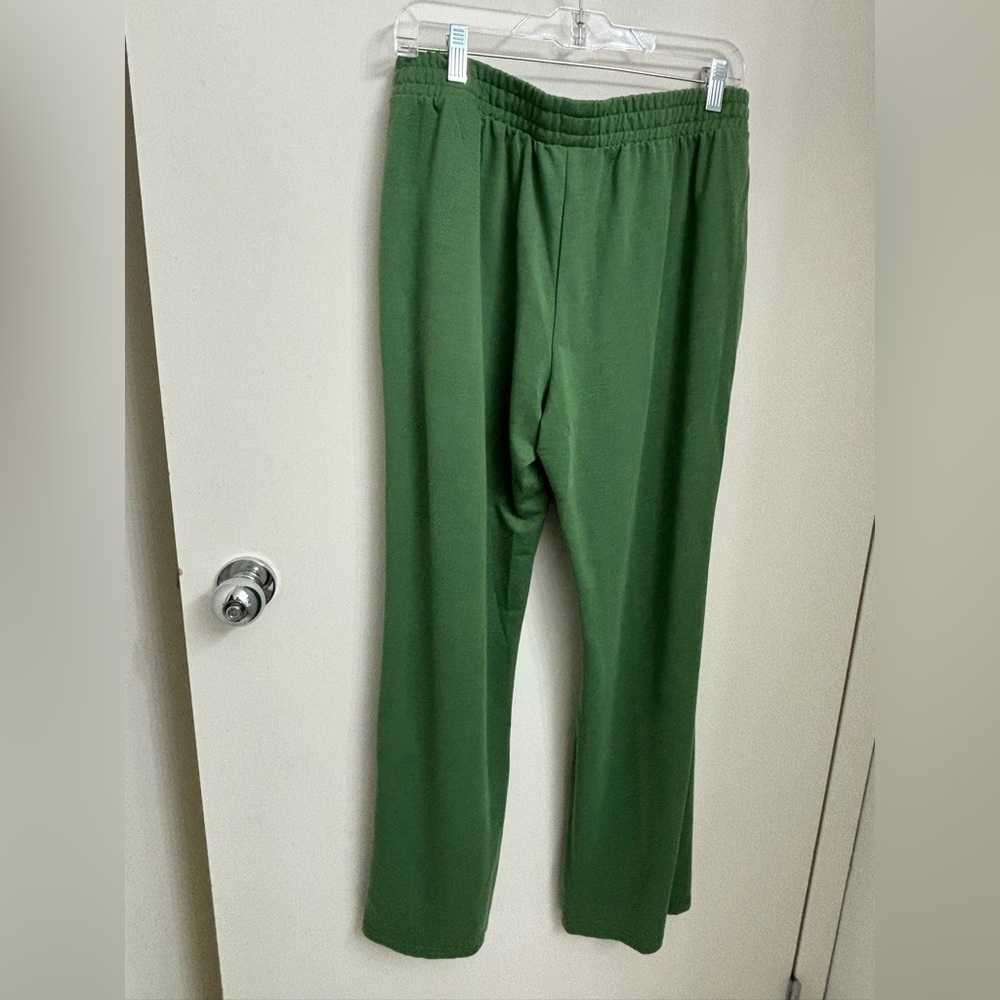 Muk Luks quilted set - Shacket and pull-on pants - Picture 9 of 16